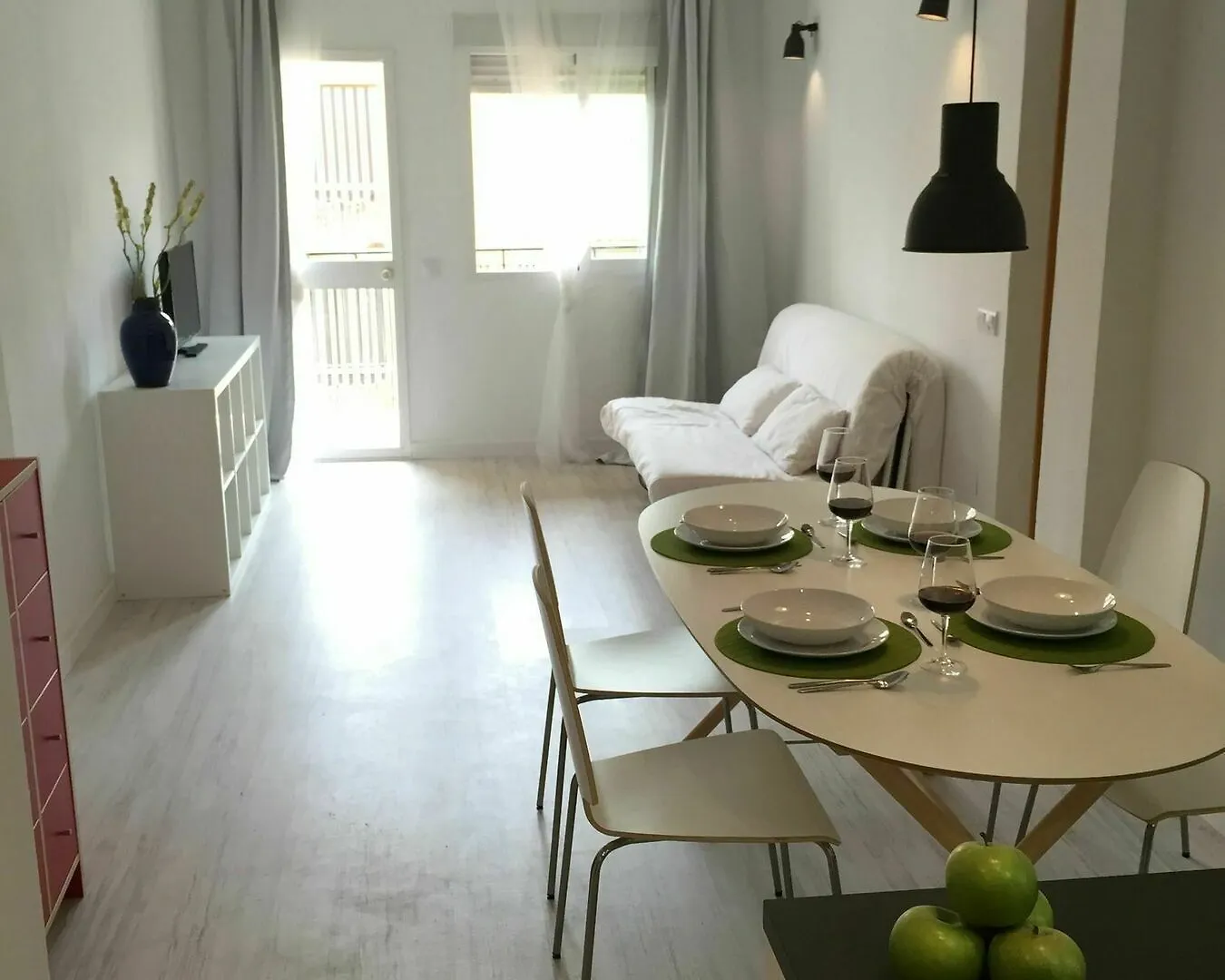 Suncity Alonso de Palencia Apartamentos Málaga 0*,  España